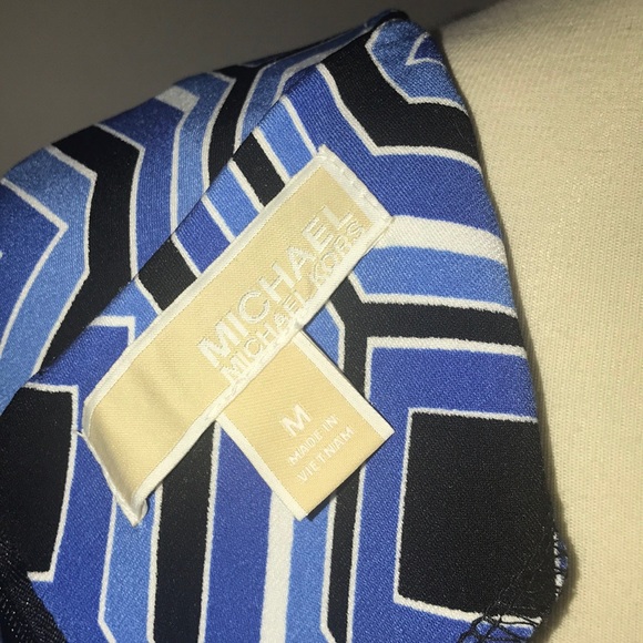 ⭐️SALE⭐️ 🎉HP🎉 Michael Kors Long Sleeve Dress - Picture 3 of 8